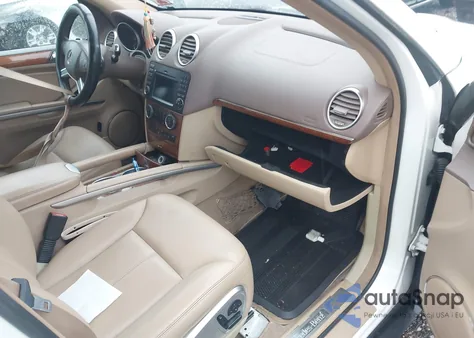 2009 Mercedes-Benz Gl 450 4Matic z USA, uszkodzony, nr VIN 4JGBF71E79A483550